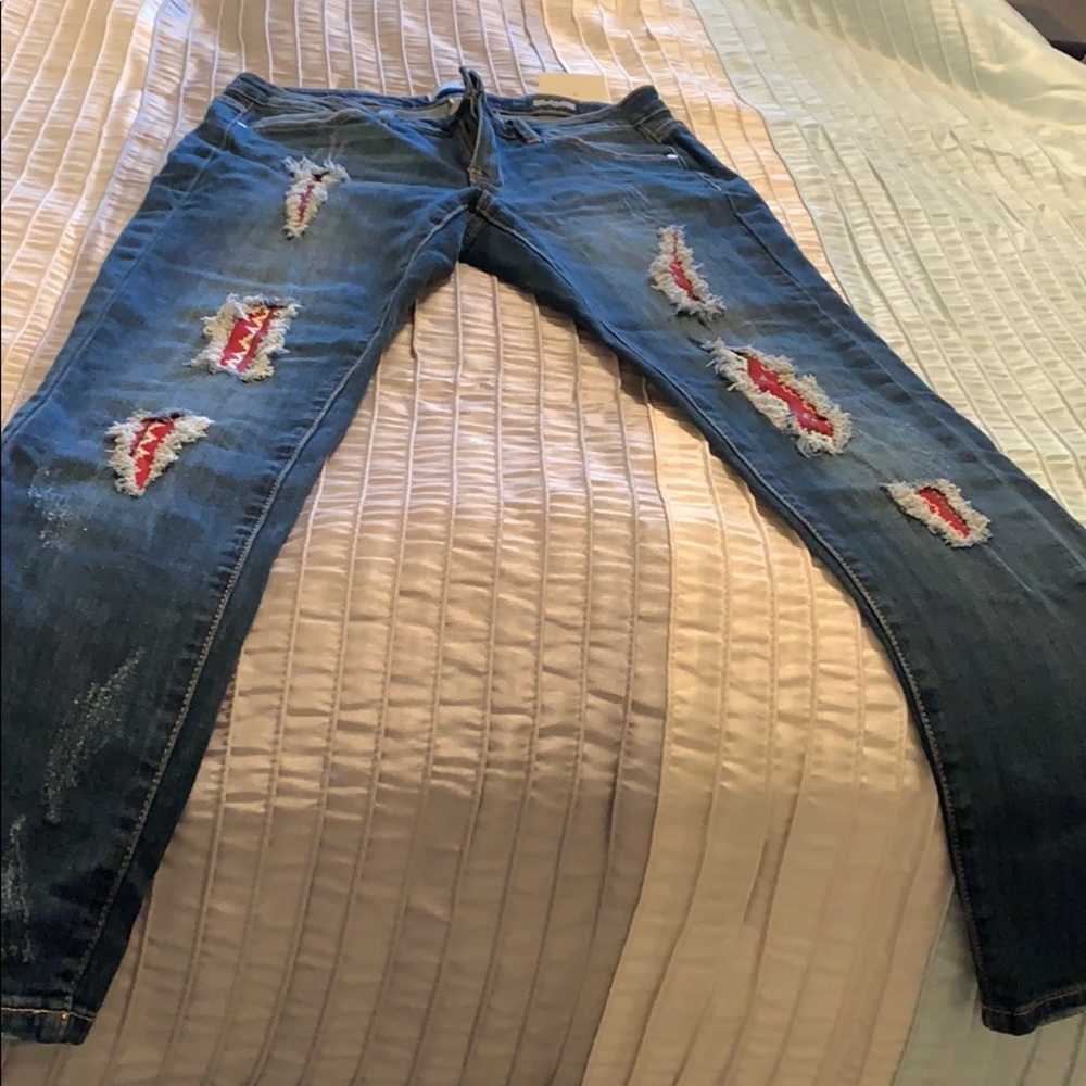 NWT!! Judy Blue Skinny Fit jeans. Size 11/30.
